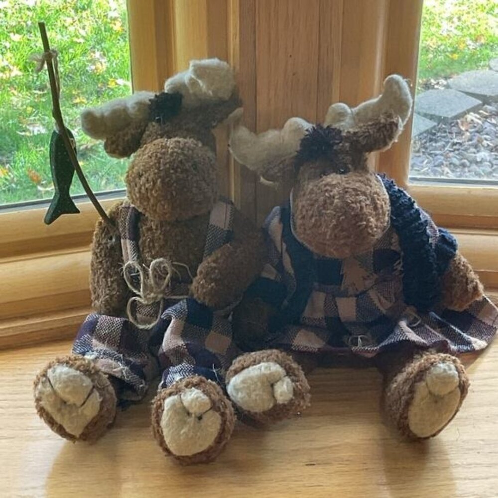 Pair Of Adorable Plush Moose Dolls In Plaid Outfits Holding Fish Decor